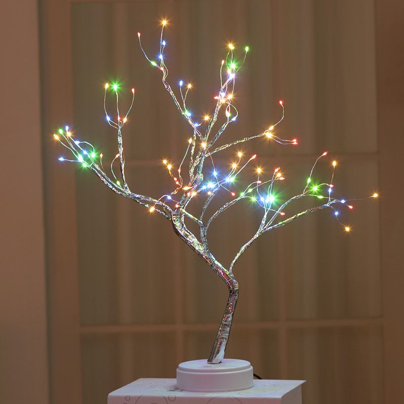 Une Magie Étincelante avec la "LED Firefly Tree Light"