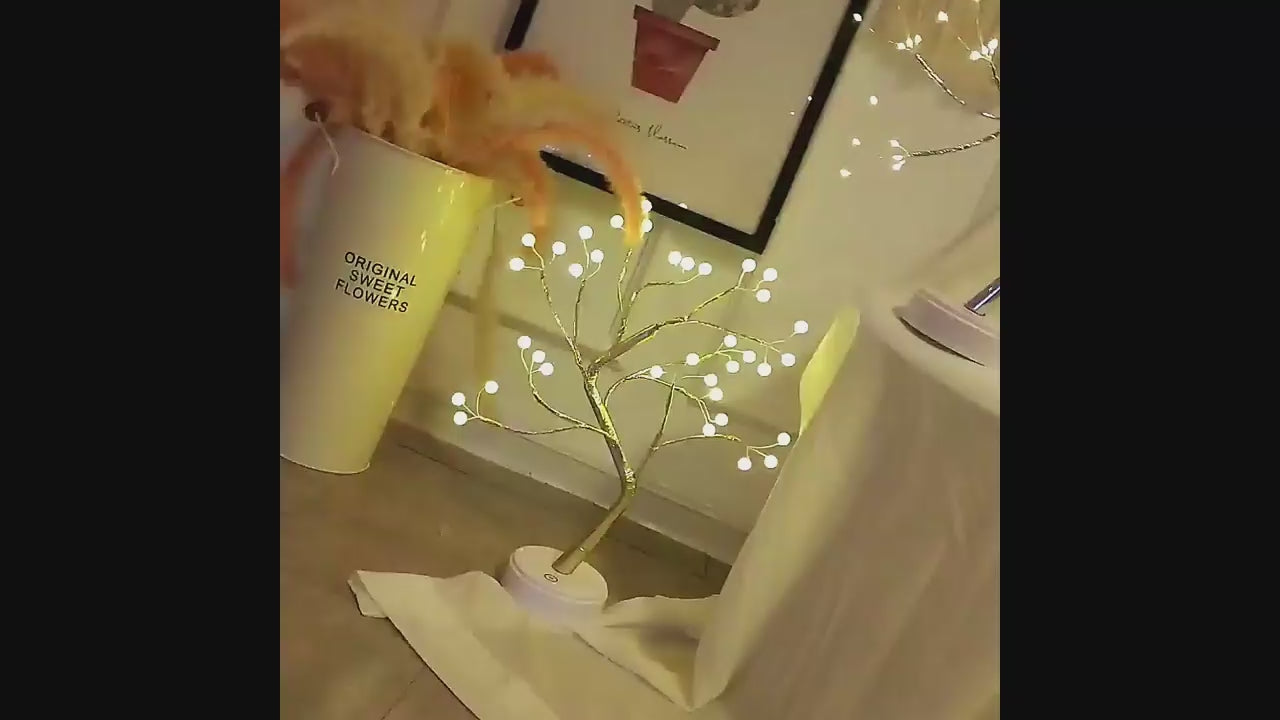 Une Magie Étincelante avec la "LED Firefly Tree Light"