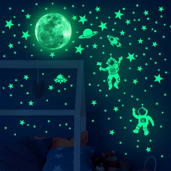 Star Astronaut Luminous Wall Sticker